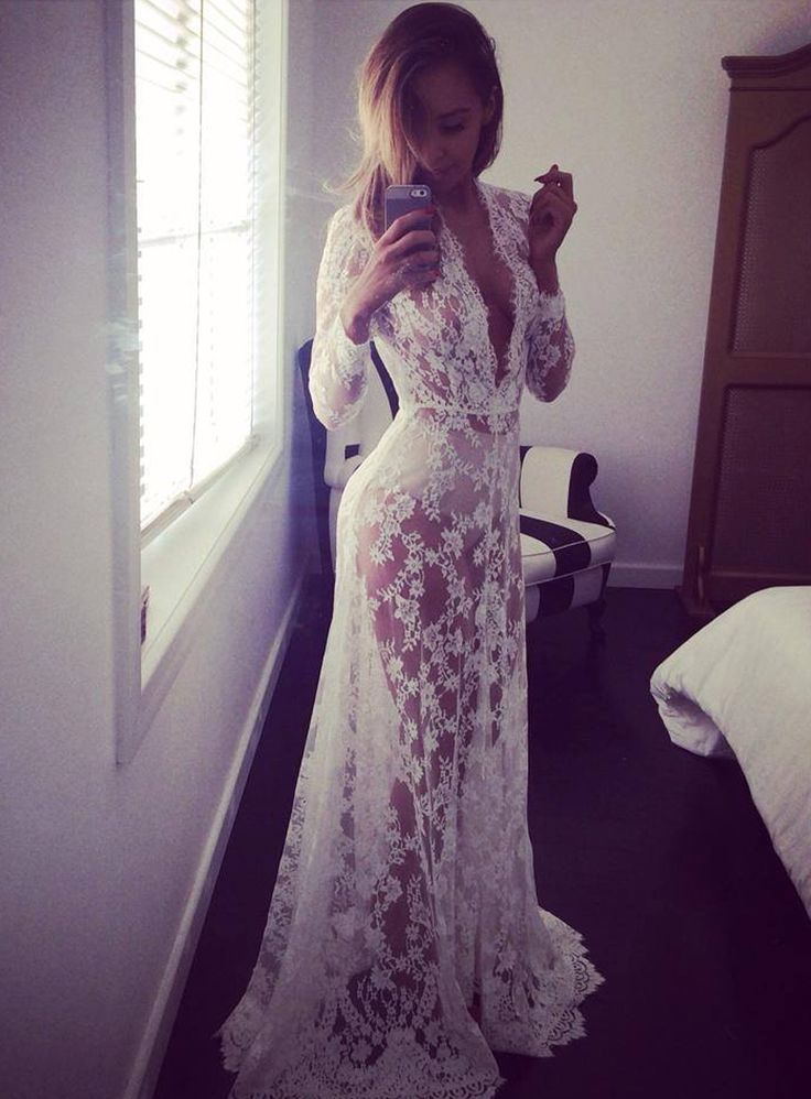 Lace Maternity Dress & Loungewear | Elegant Pregnancy Photoshoot Gown